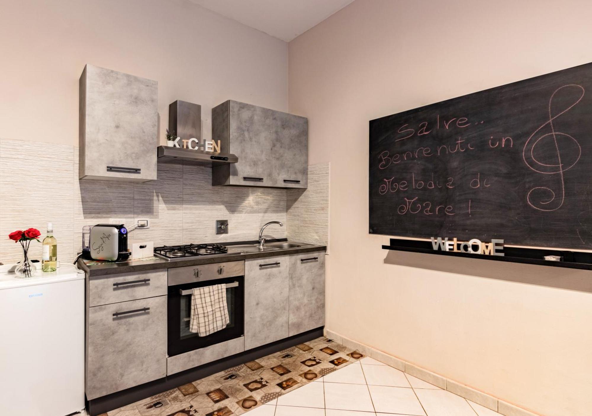 Melodia Di Mare, Teatro & Centro, Armonia E Relax Apartment Ливорно Екстериор снимка